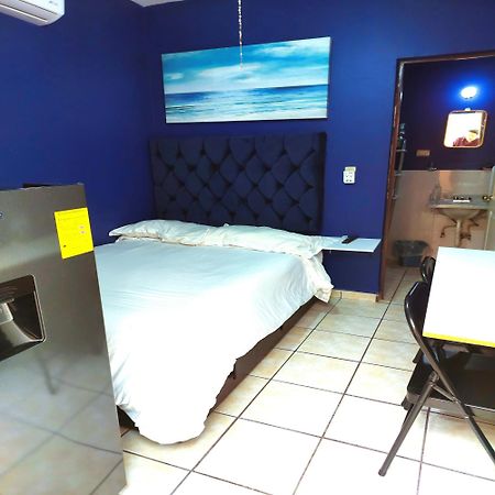 Habitacion 11 Independiente Con Mucha Privacidad ,Cerca Del Consulado , Cas , A 200 Mts Del Vado Del Rio Hermosillo Kültér fotó