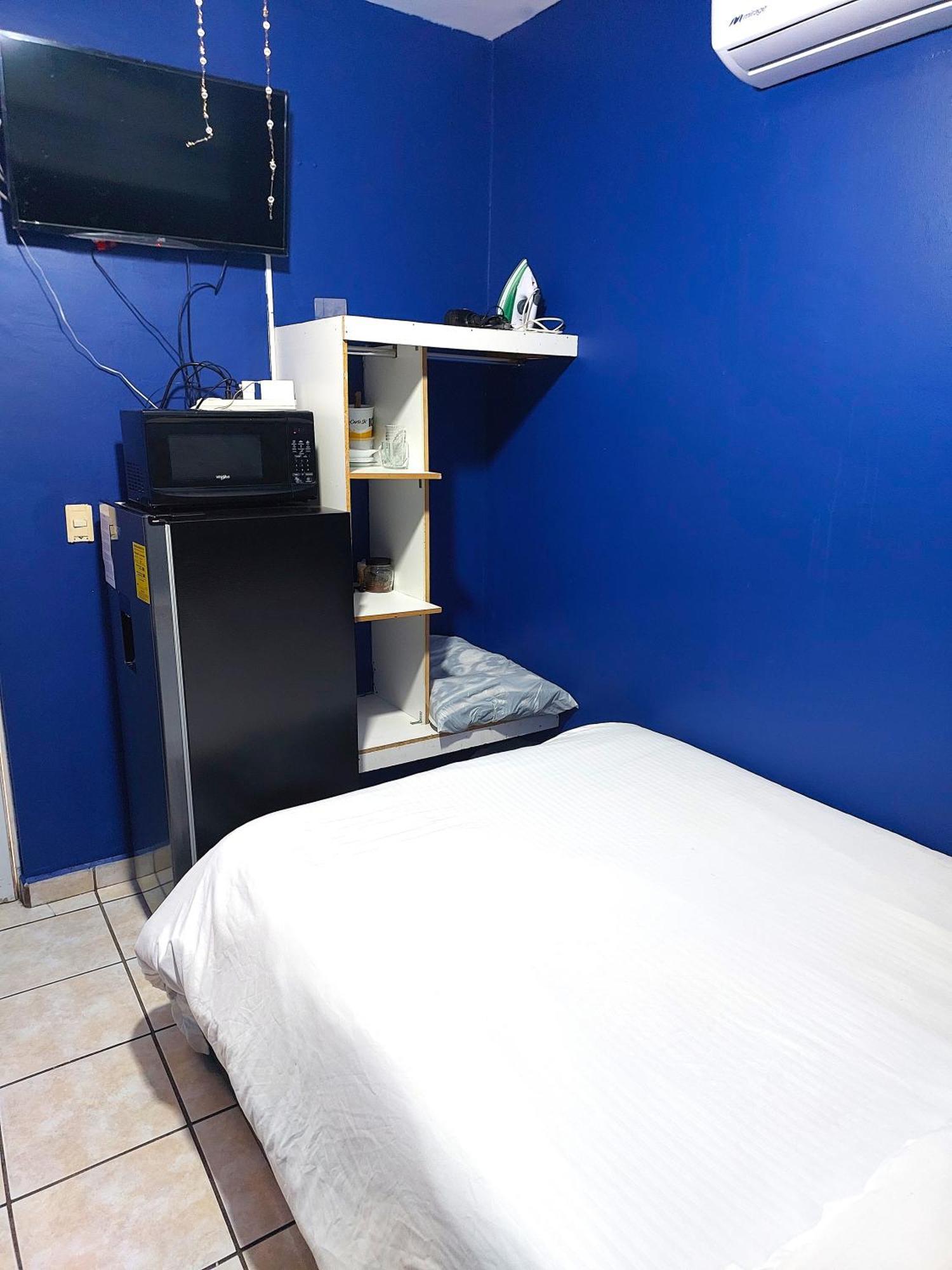 Habitacion 11 Independiente Con Mucha Privacidad ,Cerca Del Consulado , Cas , A 200 Mts Del Vado Del Rio Hermosillo Kültér fotó